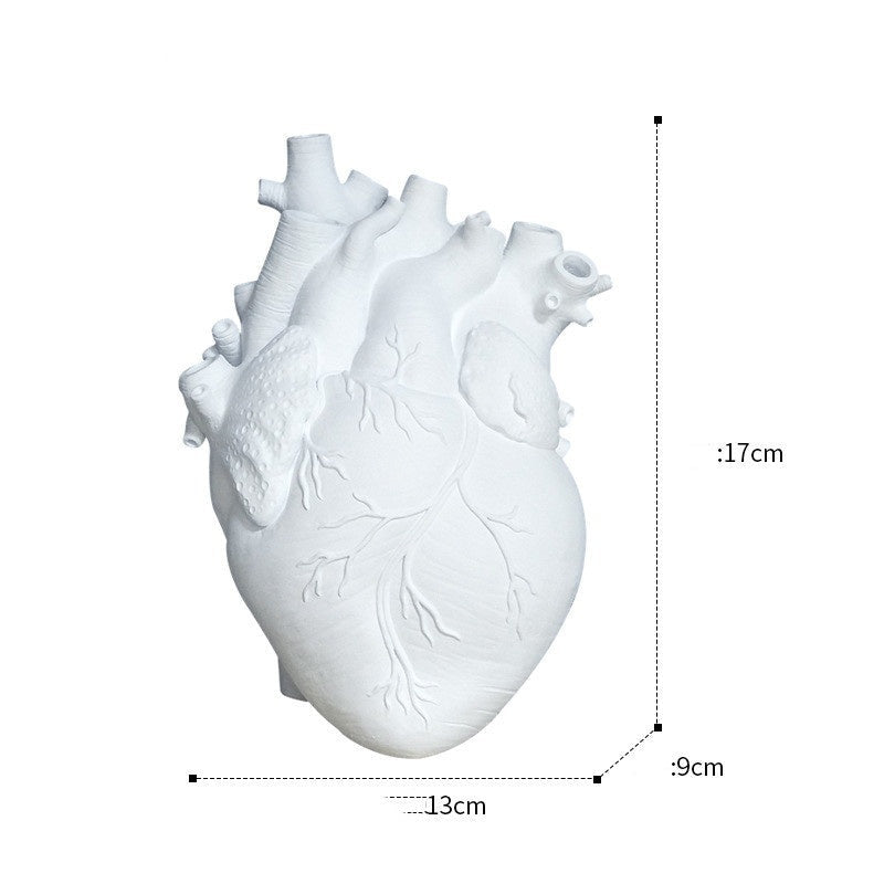 Heart-Shaped Resin Sculptural Desktop Vase MJ STORE